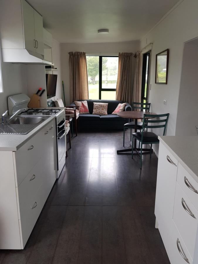 Te Puru Holiday Park Thames Buitenkant foto